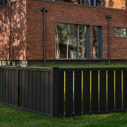 Horizontal or Vertical Fences: How to Choose?